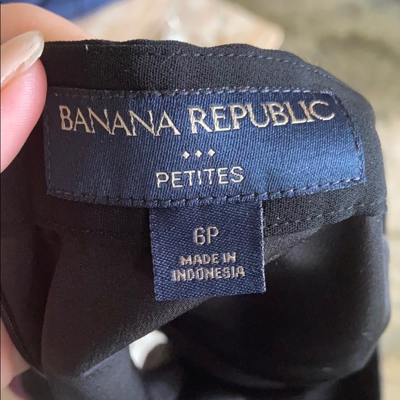 LAST CHANCE Banana Republic | Mini Skirt - Picture 3 of 3